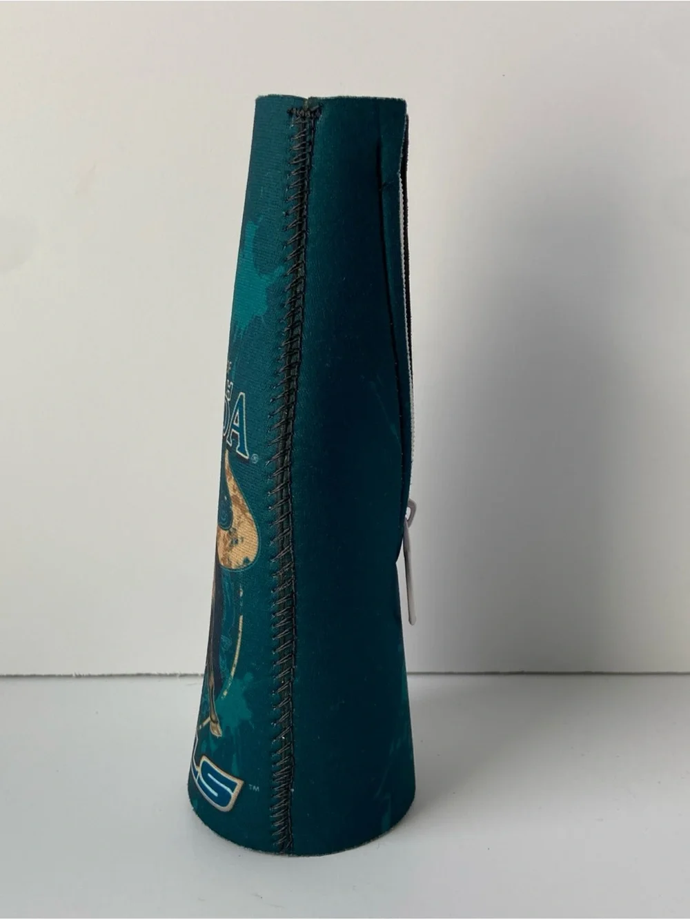 University of South Florida Bulls Bottle Koozie Guy Harvey Insulated w Zipper